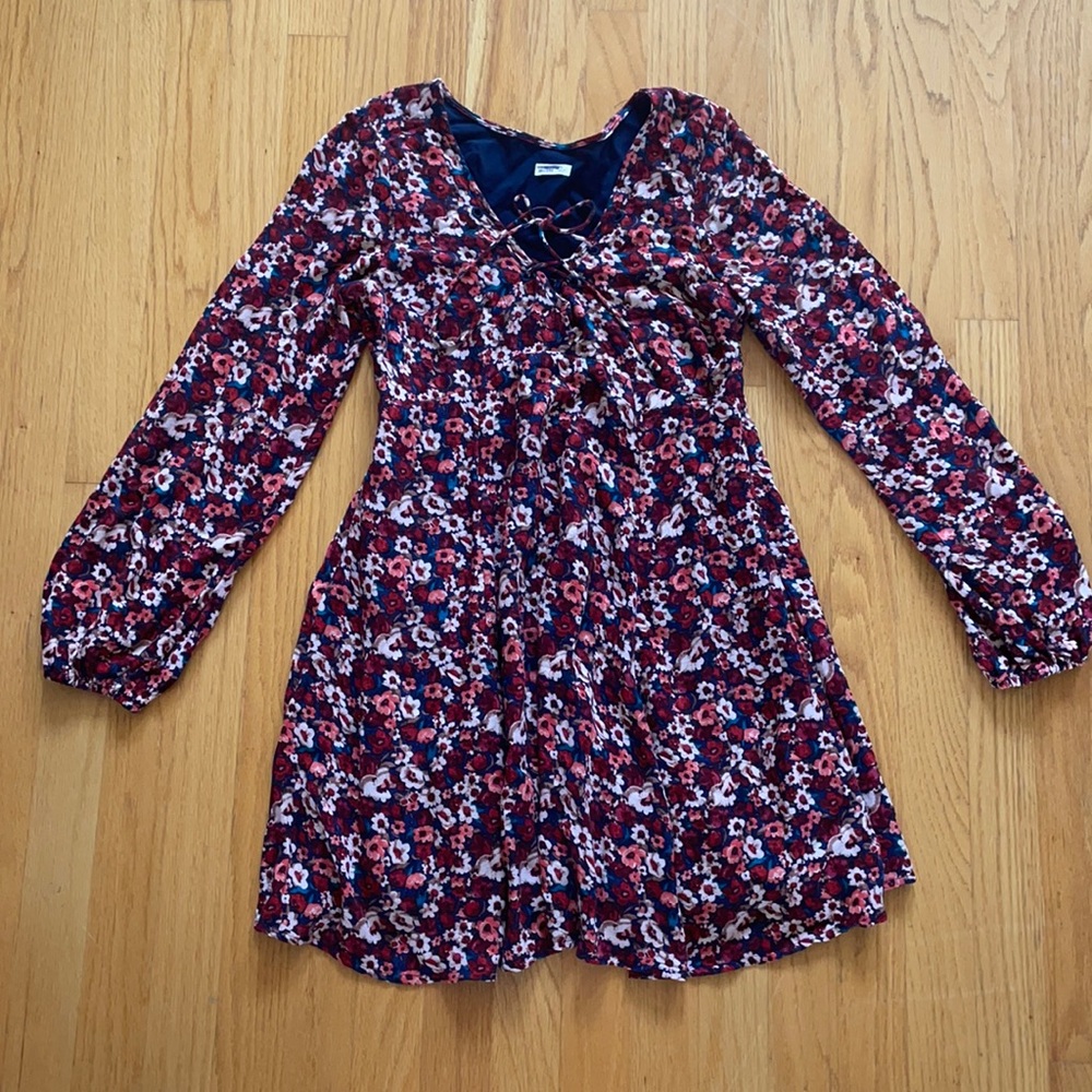Hollister floral long sleeve dress size small